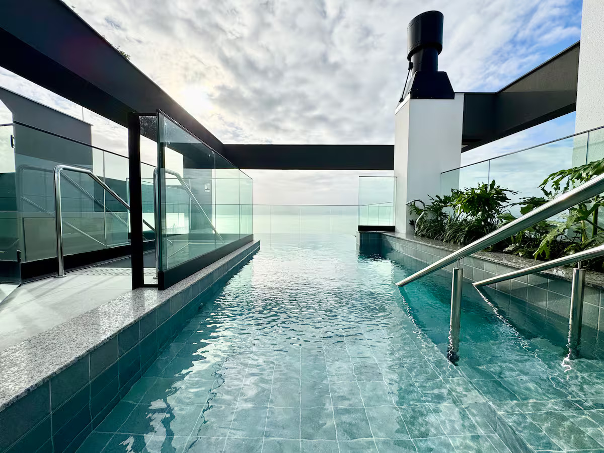 f7922091-4c8c-469d-b927-6464911b7324